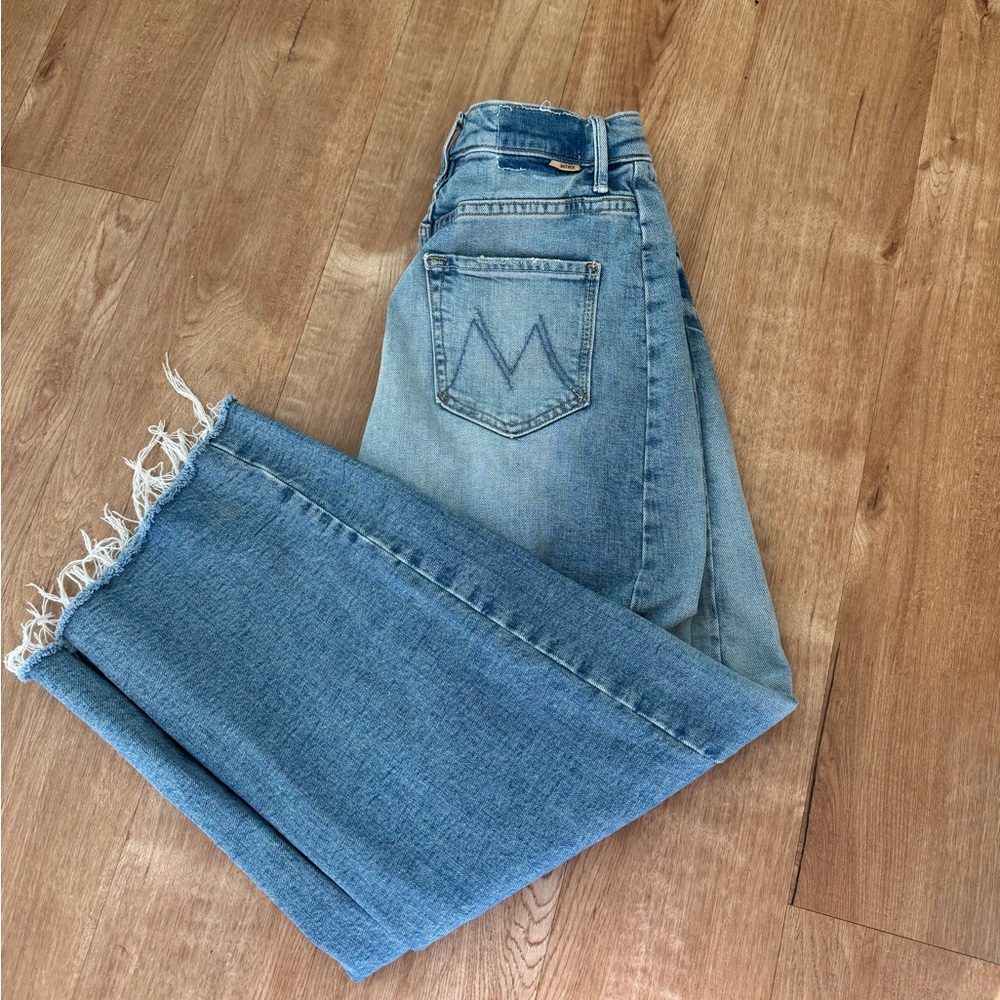 MOTHER Light Blue Frayed Hem Cropped Jeans
